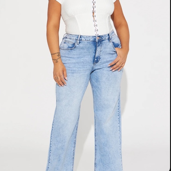 Stretch Wide Leg Jeans - Light Wash - Picture 1 of 3